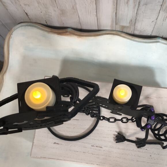 Adorable Partylite Halloween Decor - Mr. Bones and Dog and Cat with Aroma Warmer - Picture 9 of 16